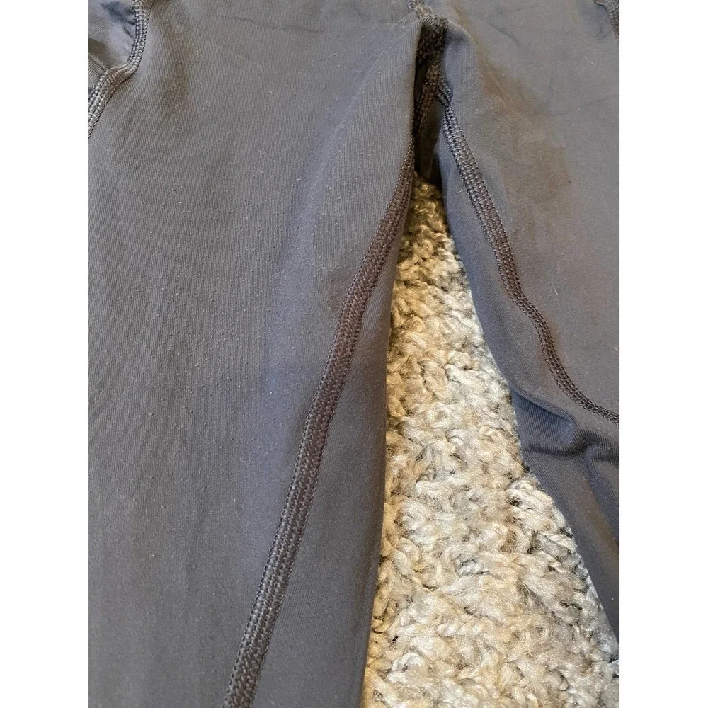Lululemon Woman Athletic Yoga Cropped Leggings